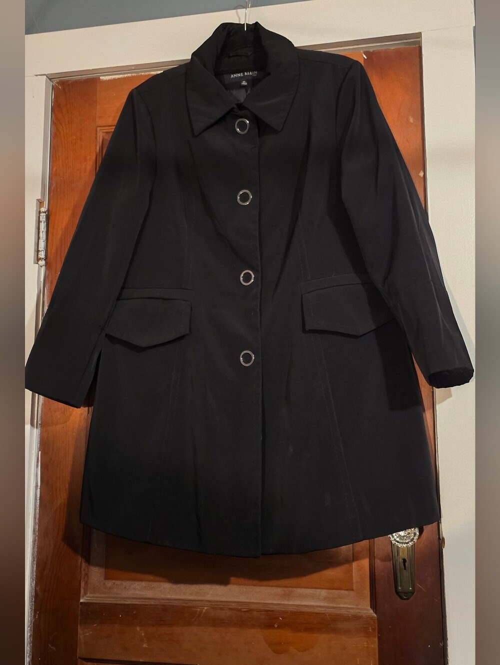 Anne Klein Black Single-Breasted Trench Coat with Ring Snap Buttons